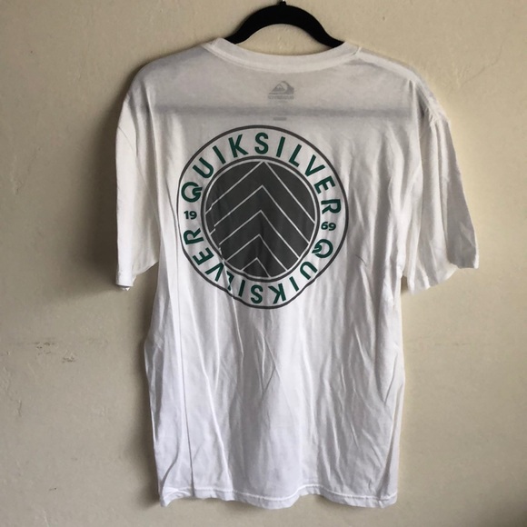 Men’s white Quicksilver shirt. - Picture 2 of 3